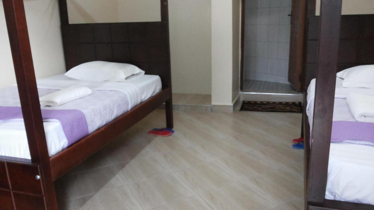 Kalalo Cottage Inn Pakwach Ngoại thất bức ảnh
