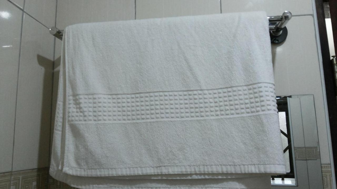 Kalalo Cottage Inn Pakwach Ngoại thất bức ảnh