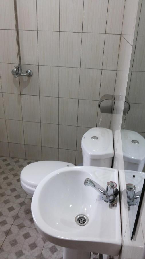 Kalalo Cottage Inn Pakwach Ngoại thất bức ảnh